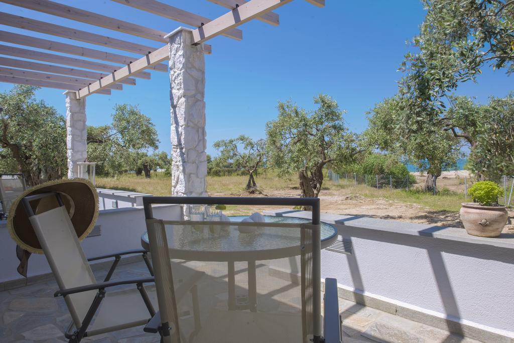 Terra Di Olive Apartment Потос Екстериор снимка