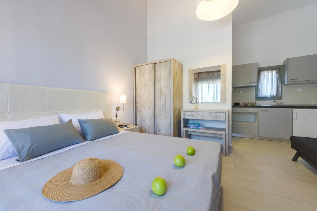 Terra Di Olive Apartment Потос Екстериор снимка